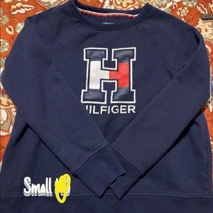 TH sweatshirt